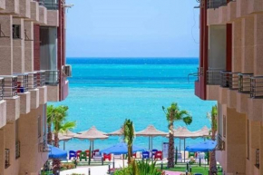 Cecelia Beach Resort, furnished apartments